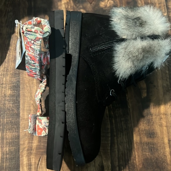 Size 1.5/2 US girls black kitty cat boots NWOT - Picture 7 of 8